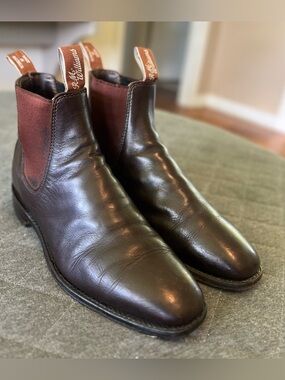 R.M. WILLIAMS US 9 Classic Brown Leather Chelsea Boots Orig $600 Made Australia